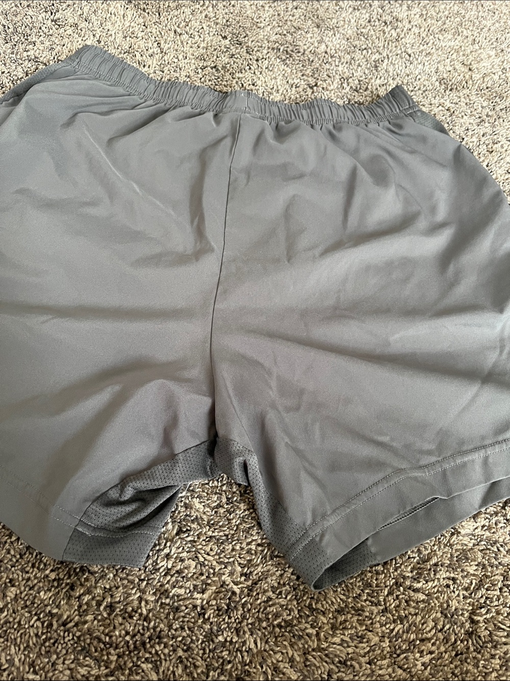 Gymshark Men's Dark Gray Athletic Shorts men’s medium. Good condition. - Picture 6 of 11